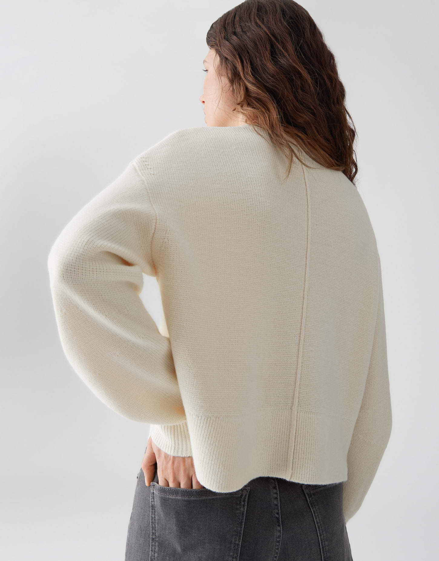 Strickjacke Mit Schrift Hinten