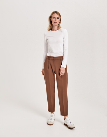 Ladies Pleated Loose Fit Trousers Women Girl Woven Fashion Pants - China  Pants and Woven Ladies Pants price | Made-in-China.com