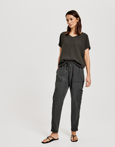 Générique Chemisier Lin Femme Été Bouton T-Shirt Col En V LâChe Mode Chemise à Manches Courtes Décontracté Respirant Simple Chemisiers Et Blouses Couleur Unie Pas Cher (01-1-AG, S