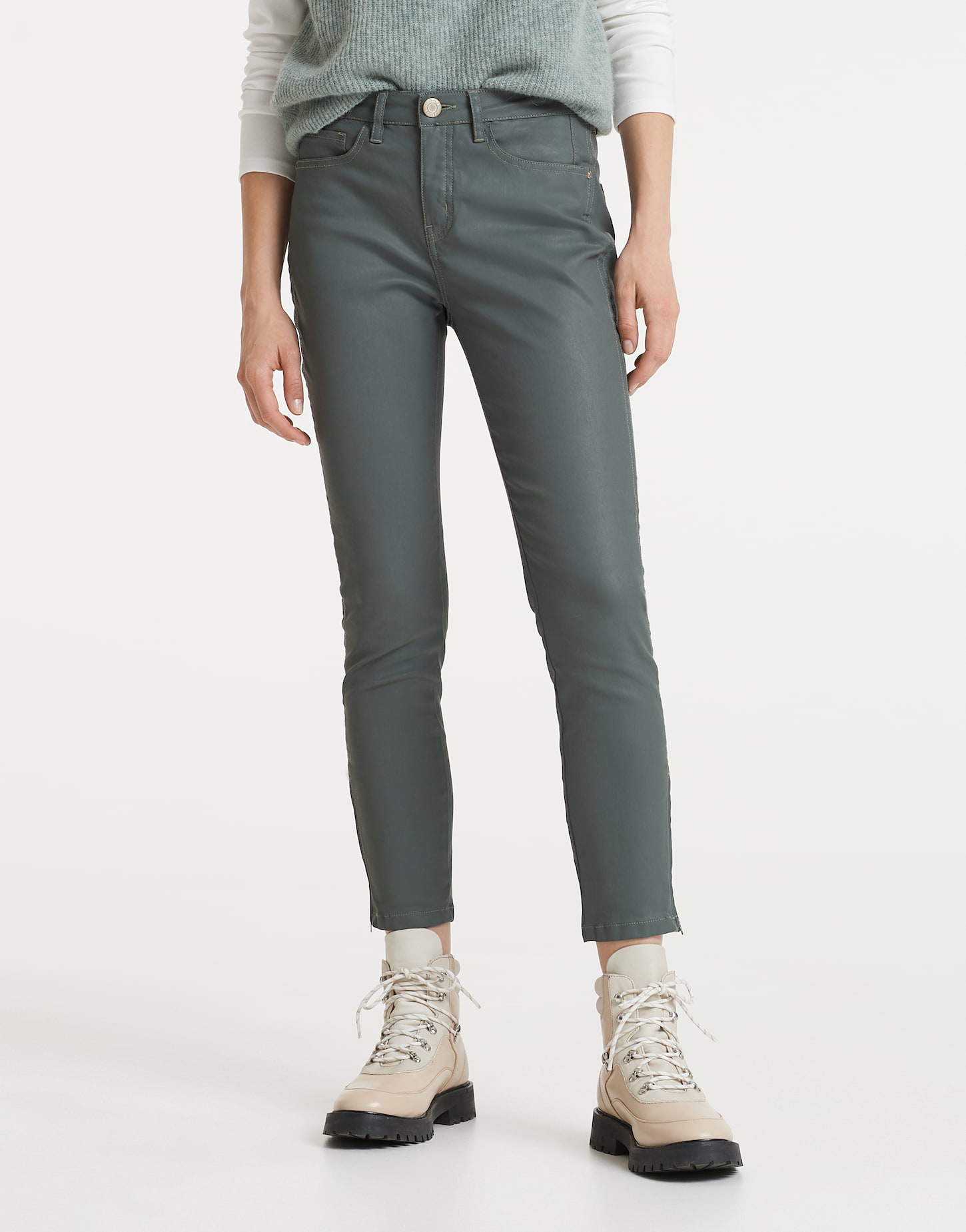 Coated jeans Emily zip groen online bestellen OPUS online shop