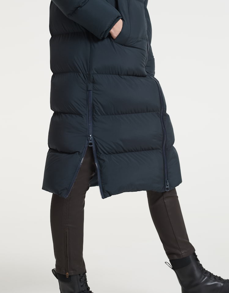 Mantel Hubina blau online bestellen OPUS Online Shop