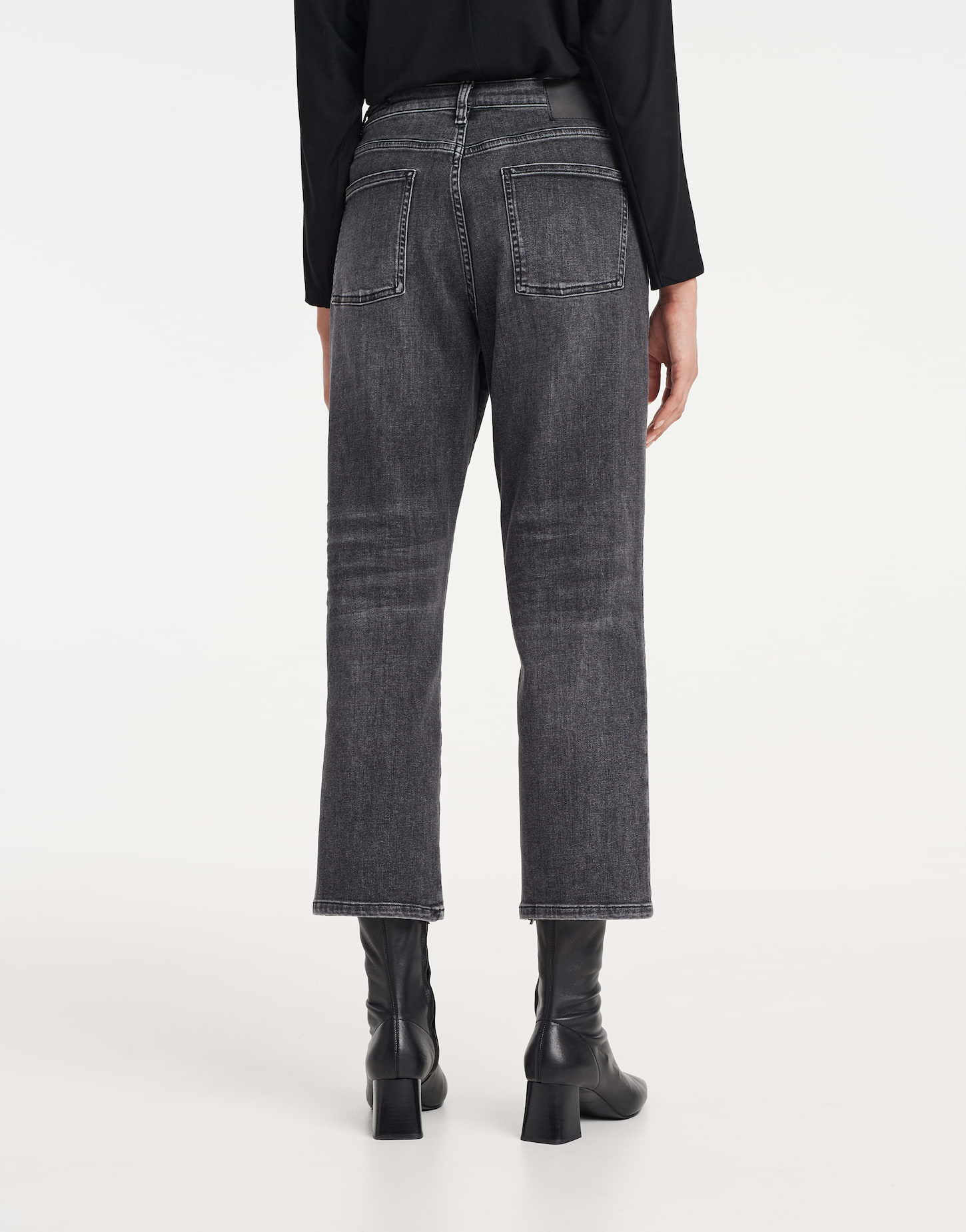 jeans-lani-light-coal-schwarz-online-bestellen-opus-online-shop