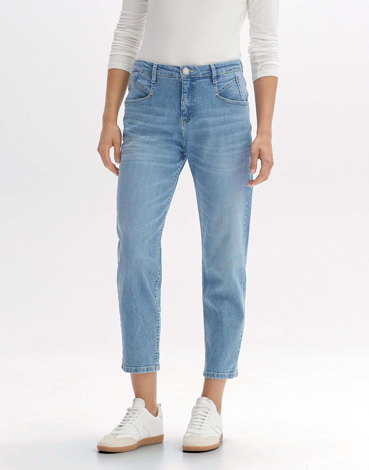 Carrot Jeans Loryn iced blau online bestellen OPUS Online Shop