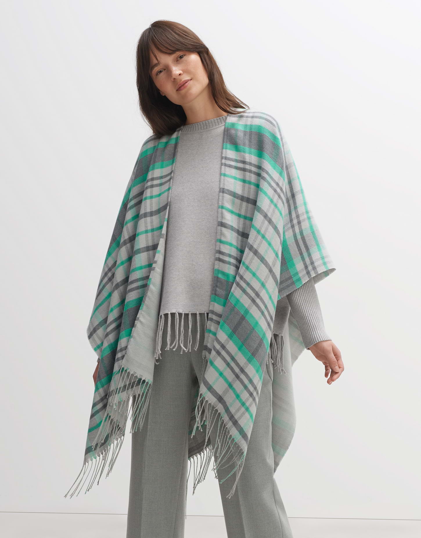 Cape Alera cape grau online bestellen | OPUS Online Shop