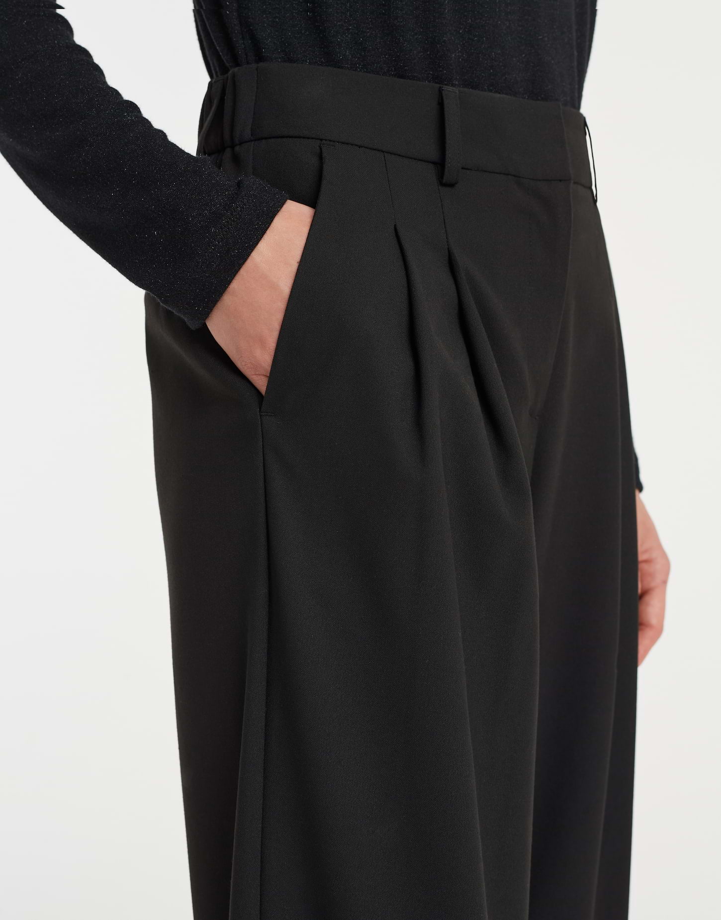 Stoffhose Melpa schwarz online bestellen OPUS Online Shop